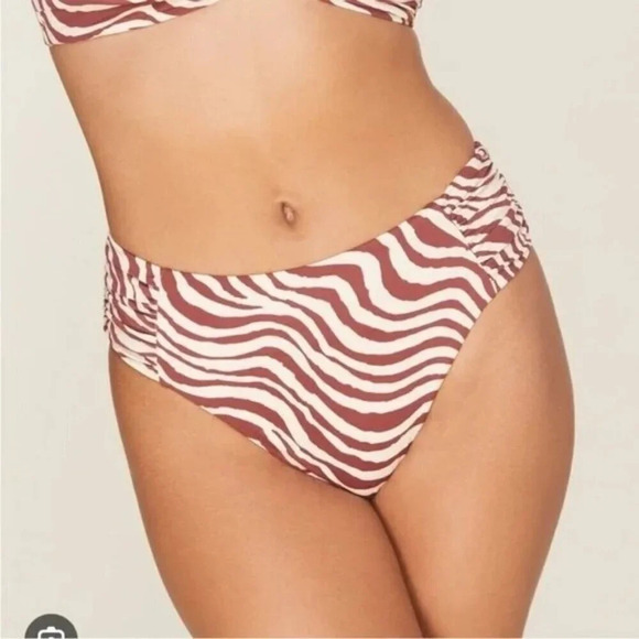 Andie Swim The Hipster Bottom Bias Striped Truffle Eco Nylon Size Medium - Picture 2 of 7